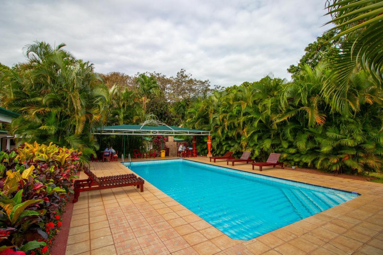 Hotel La Rosa De America Alajuela Exterior photo